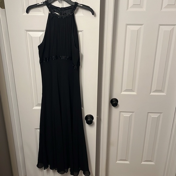 Evan Picone Evening dress. Black chiffon, fully lined, high neck, sz 12 - Picture 4 of 9